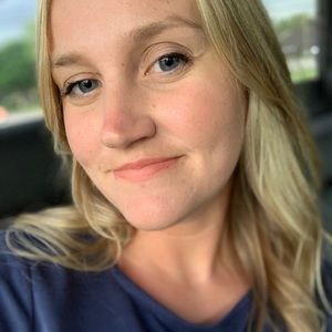 Meet your Posher, Kaila